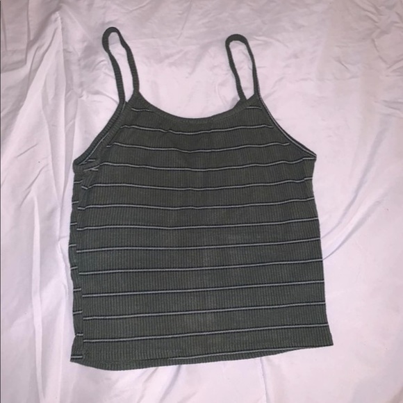 Plaid Crop Top - Picture 2 of 4